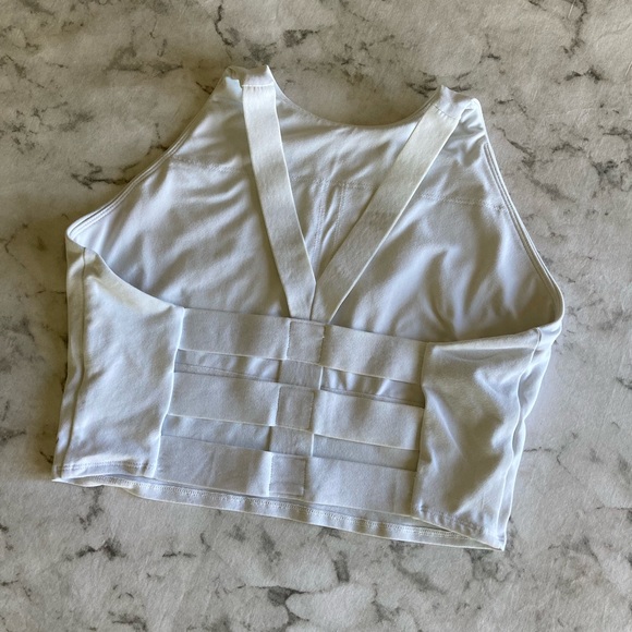 Forever 21 white crop top cage straps in back! - Picture 2 of 6